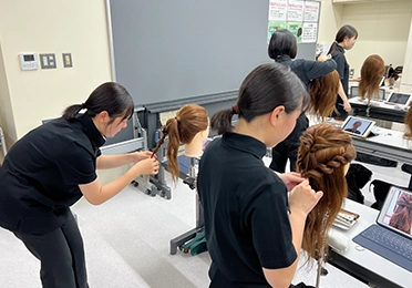 ヘアアレンジ（総合実習）